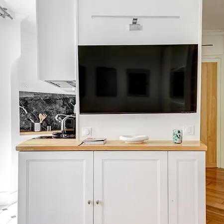 Apartment Jardin Du Luxembourg - Le Bon Marche - Cityapartmentstay Paris