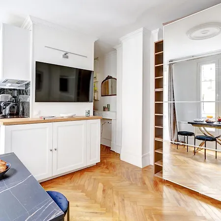 Jardin Du Luxembourg - Le Bon Marche - Cityapartmentstay Paris