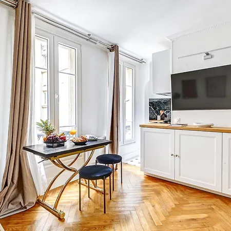 Jardin Du Luxembourg - Le Bon Marche - Cityapartmentstay